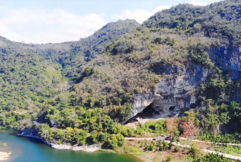 海南旅游皇帝洞景点介绍1