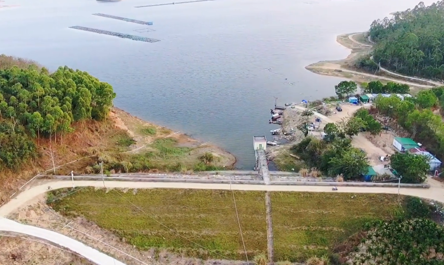 海南旅游三曲沟水库景点介绍1