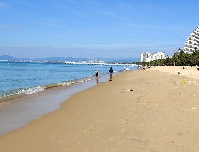 三亚天涯区海月广场景点介绍1