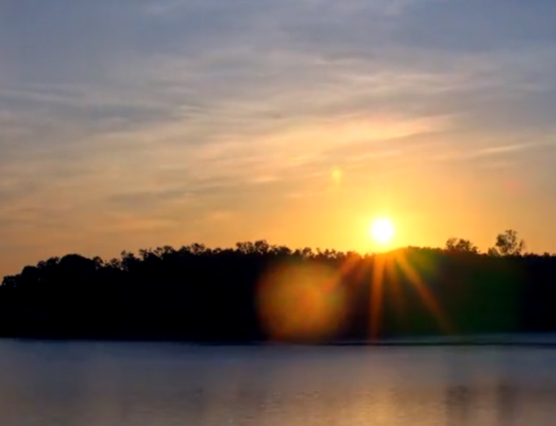 海南旅游深田湖避暑山庄景点介绍1