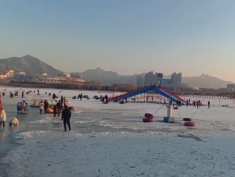 朝阳河坎子冰瀑冰雪大世界游玩攻略1