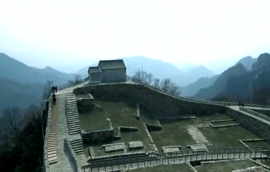 北京旅游景点:火焰山营盘遗址1