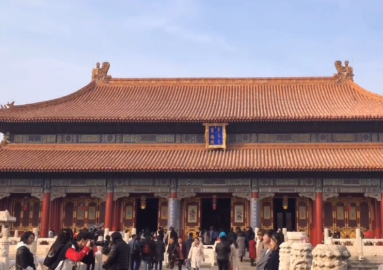 北京旅游景点:故宫皇极殿1