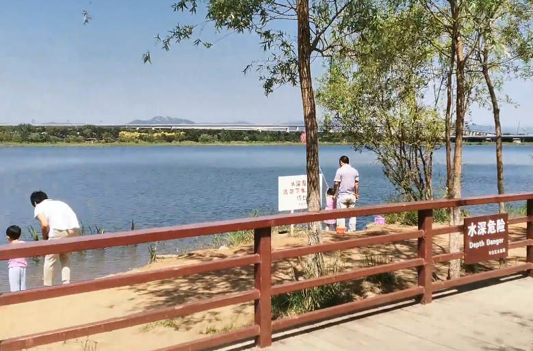 北京旅游景点:绿堤公园1