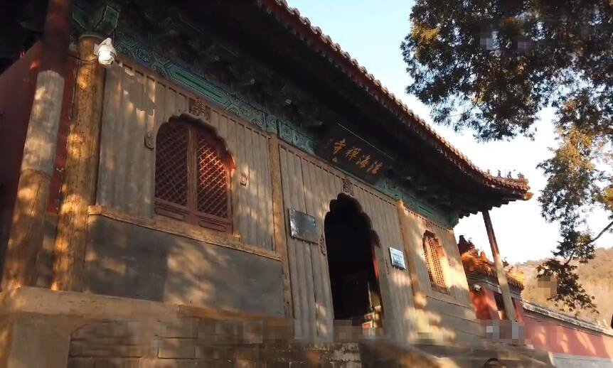 北京旅游景点:故宫太极殿1