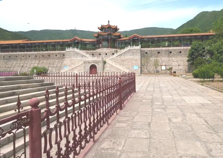 北京旅游景点:西北郊蟒山国家森林公园1