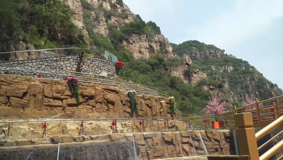 北京旅游景点:石林峡风景区1