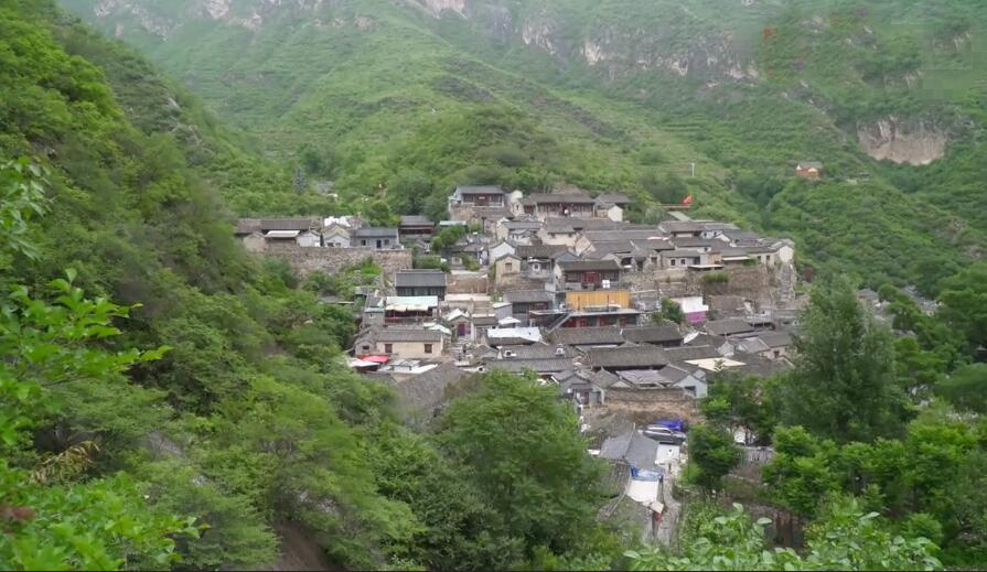 北京旅游景点:斋堂爨底下村古建筑群1