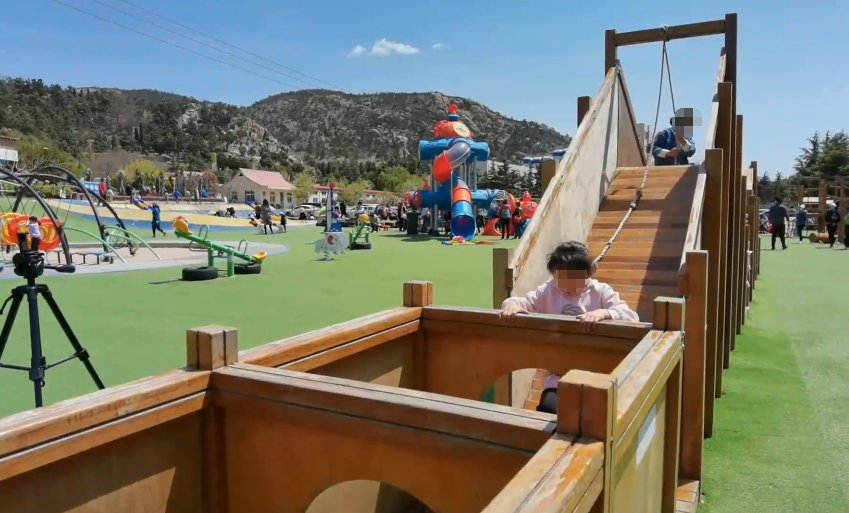 北京旅游景点:未来亲子童话网绳公园1