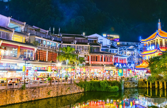 广西卜花村：贫困村大力发展乡村旅游2