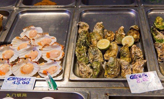 在西西里岛旅行时,也一起来感受一下购物的狂欢吧!3