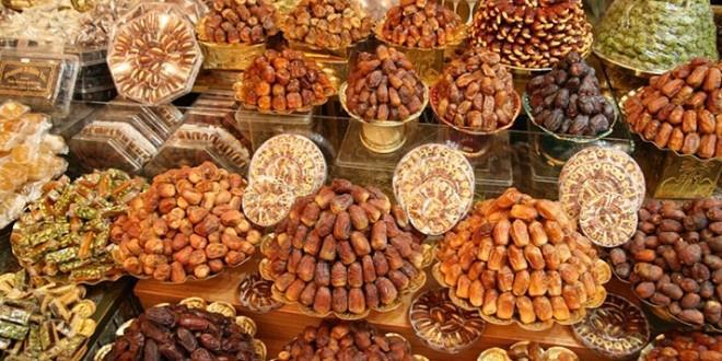 追寻YSL创始人的灵感，去发现摩洛哥蓝的魅力4