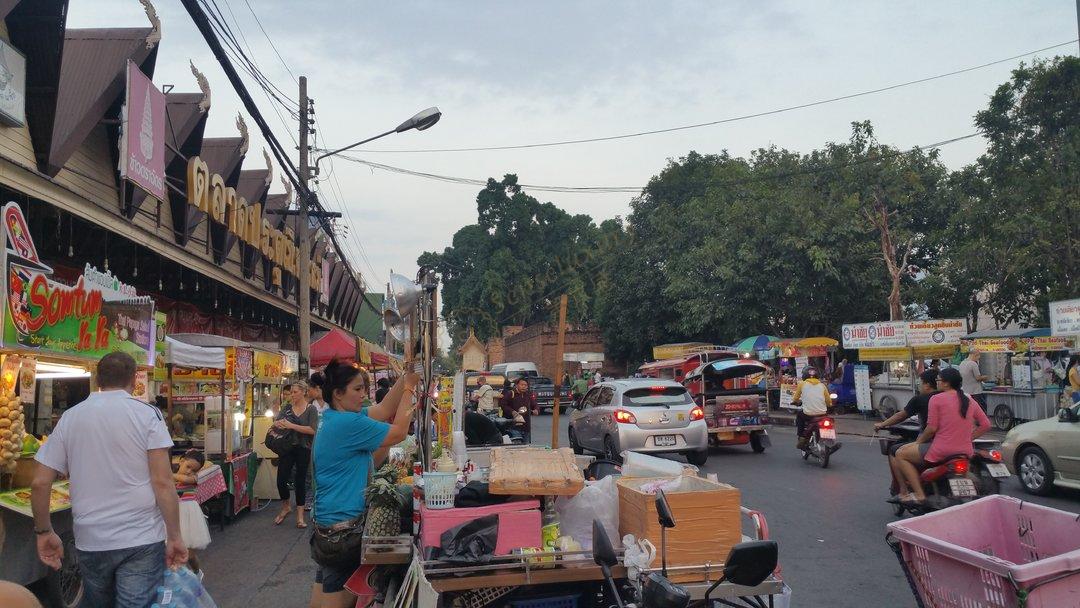 跟随着这篇攻略去品尝这些清迈特色美食1