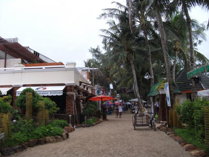 长滩岛购物去哪买，买些什么好？7