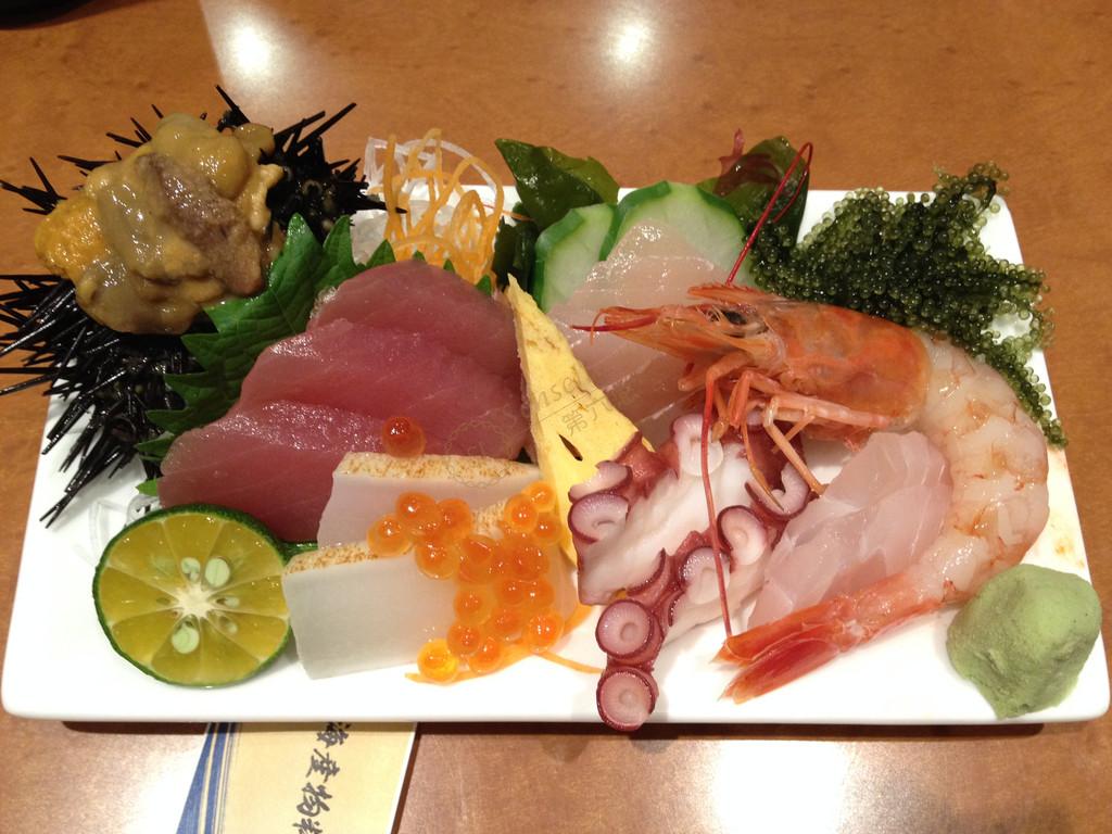 品尝一下冲绳不一样的日式美食1