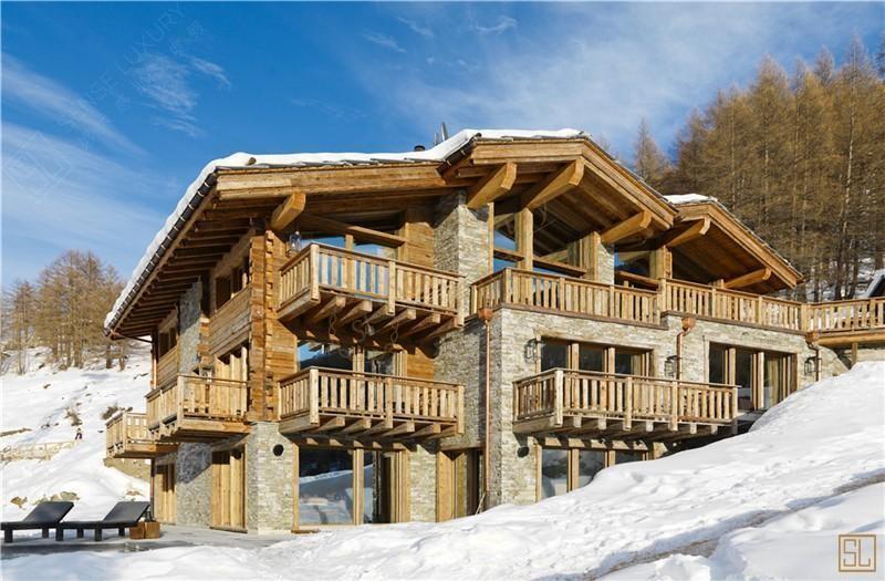 到采尔马特旅行，如果没体验这儿的雪屋，那真的是白来了！3