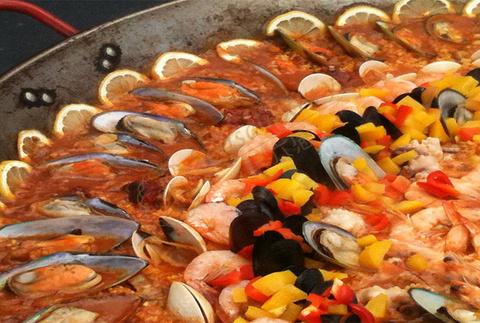 在巴塞罗那旅游要想尝遍这儿的美食就得看看这篇攻略！1