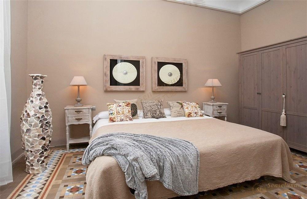 到巴塞罗那度假住哪里，这几家公寓住宿就很不错！2