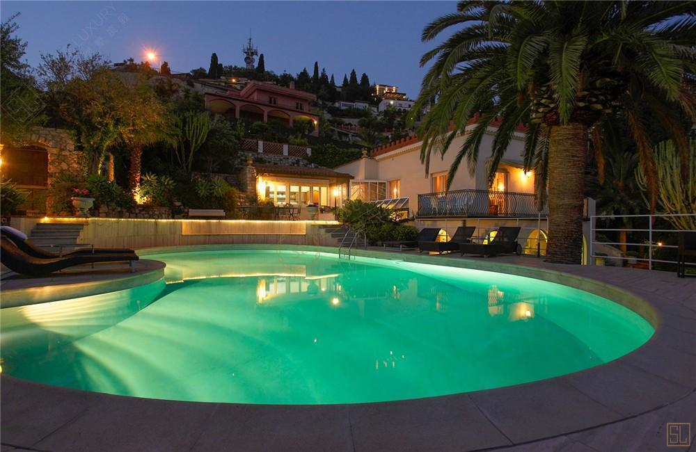 面临悬崖和大海,最美山城——西西里岛景点攻略7