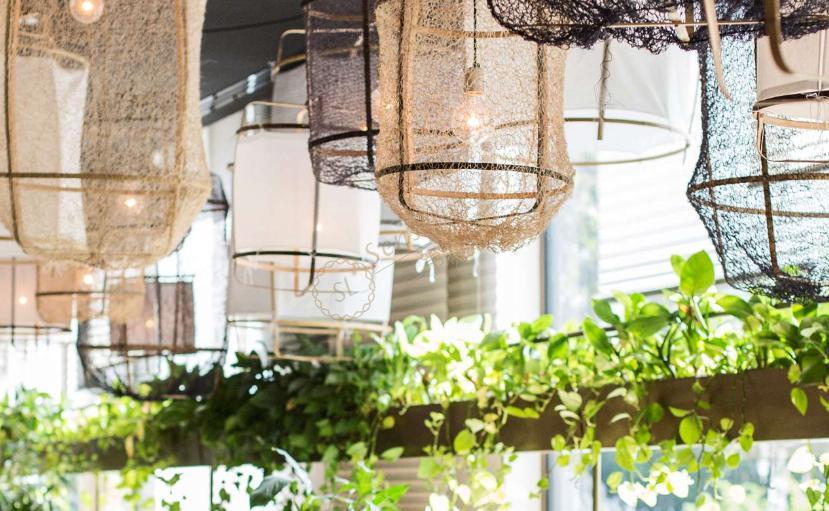 去阿姆斯特丹住哪个酒店比较好？3