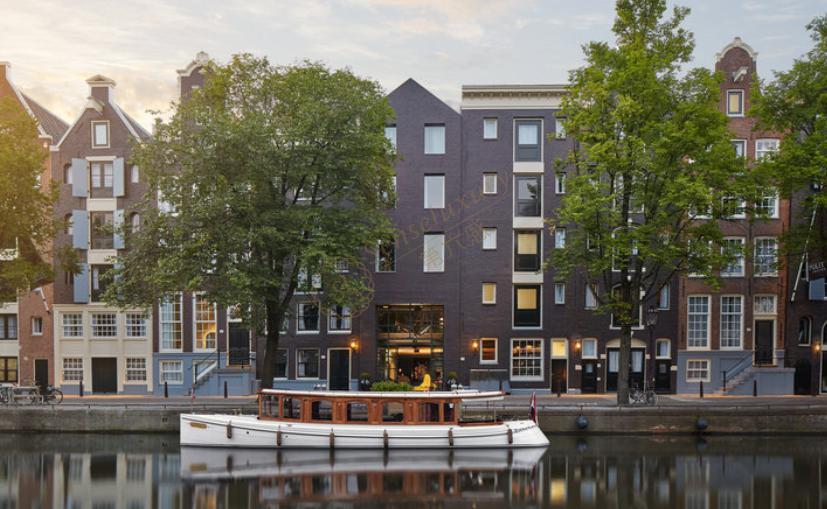去阿姆斯特丹住哪个酒店比较好？4