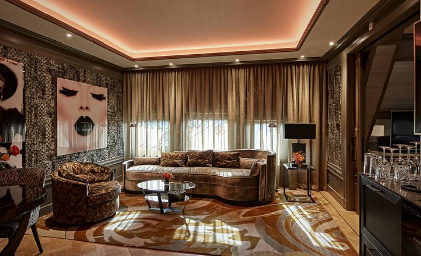 去阿姆斯特丹住哪个酒店比较好？7