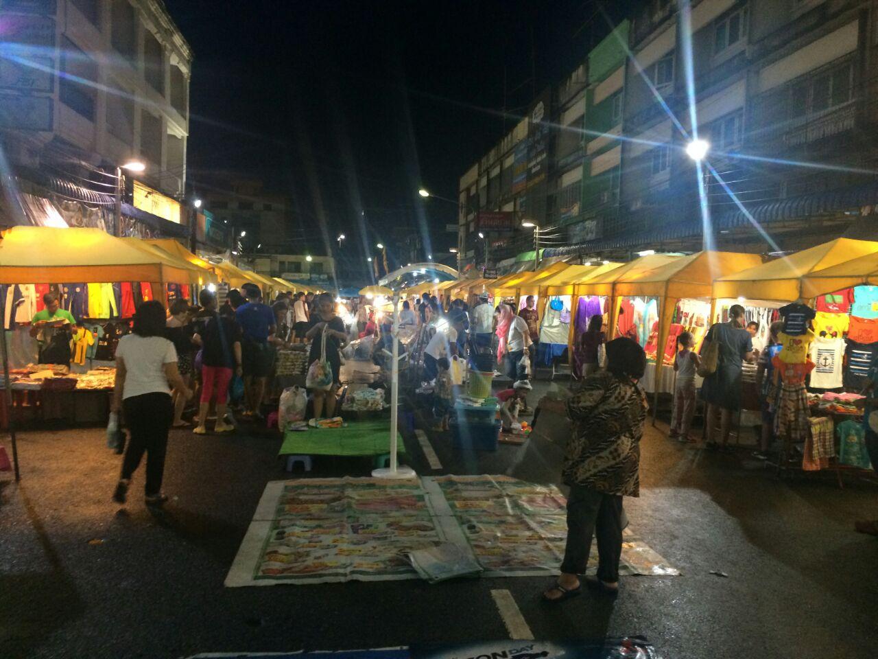 去了甲米当然免不了购物和美食，这篇攻略带你一起看看1