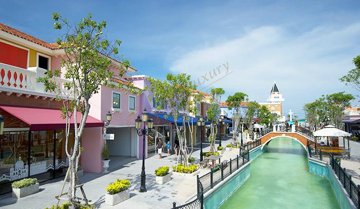 华欣既有优美的风景，也有令人陶醉的美食和购物1