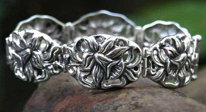 巴厘岛都有哪些特产可以带回去当伴手礼1