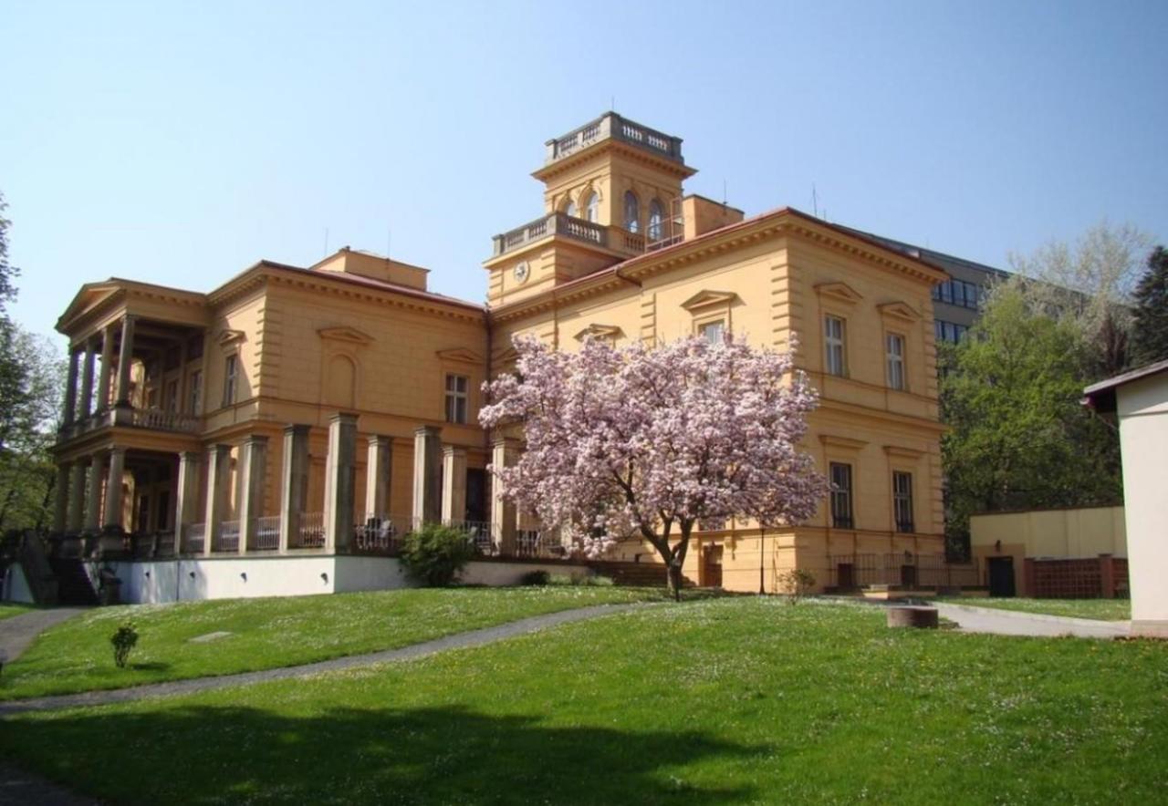 布拉格别墅酒店推荐，旅游住宿新选择1