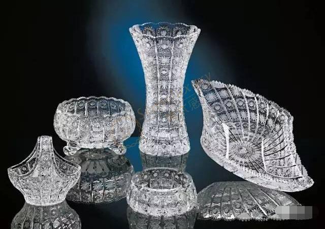 布拉格有哪些值得购买的特产，布拉格购物攻略2