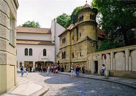 布拉格适合玩几天，布拉格自由行线路5