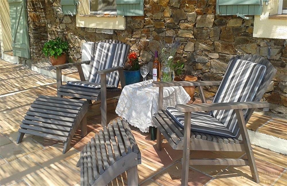 来普罗旺斯找个别墅住下来，等待薰衣草的绽放6