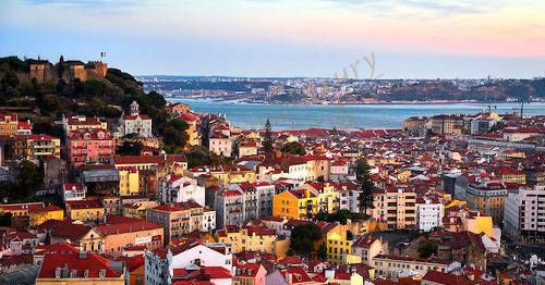 葡萄牙的里斯本和西班牙的巴塞罗那，哪个更好玩点？1