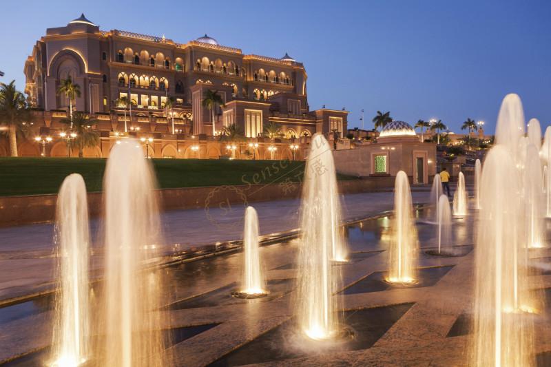 让第六感小编来告诉你去迪拜旅游需要带多少钱吧3