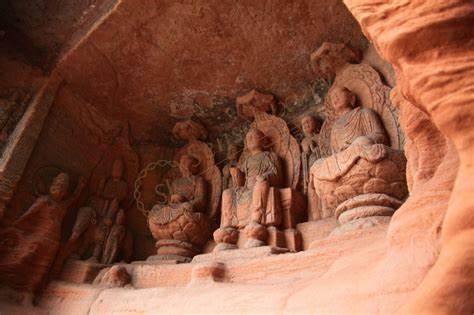 四川的峨眉山和乐山哪个更值得去游玩？4