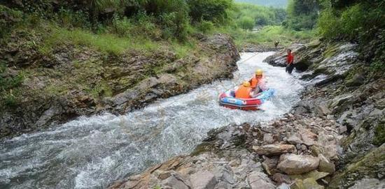 一起来莫干山感受不一样的漂流体验吧！1