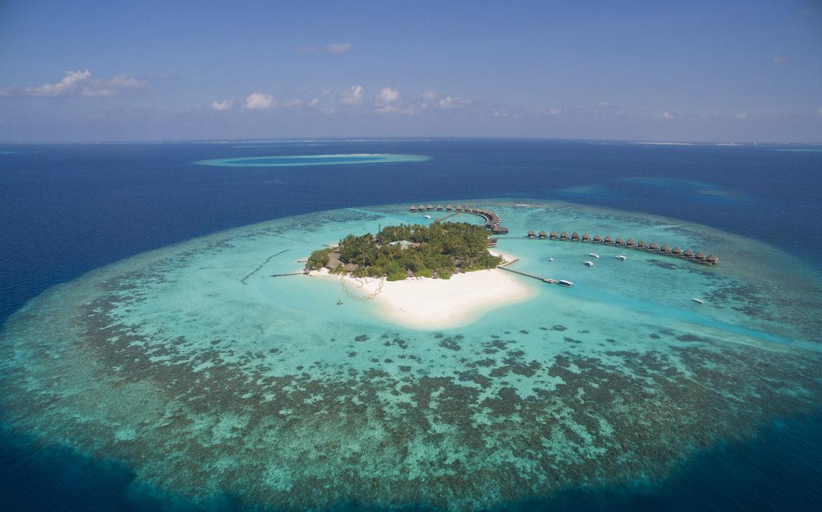 马尔代夫蓝色美人蕉岛是蜜月游的好地方1