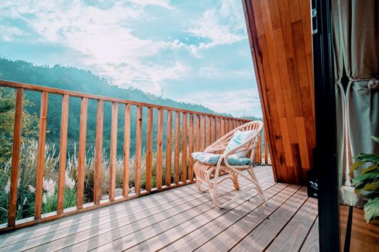 入住树蛙部落,看星江河畔2