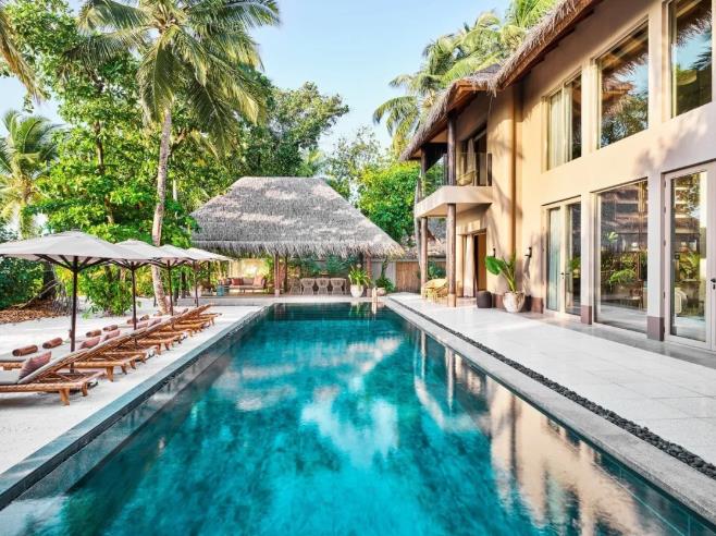 暑期千万别错过拥有小白马之称的马尔代夫娇丽11