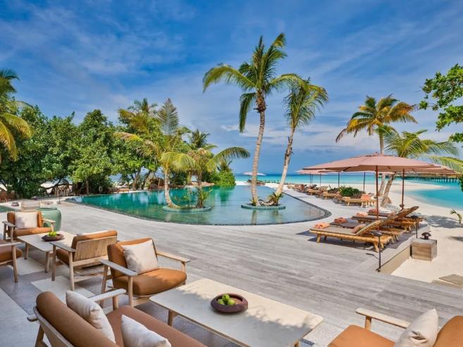 暑期千万别错过拥有小白马之称的马尔代夫娇丽16