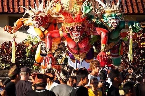 巴厘岛都有哪些传统节日？需要注意些什么？6