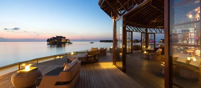 卓美亚JV网红滑梯,马代开放后的度假时光可以这么过14