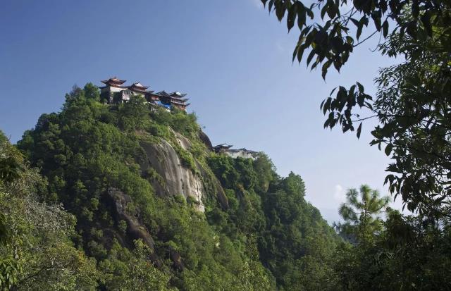 腾冲石头纪温泉VILLA度假酒店，重新定义腾冲之美！3