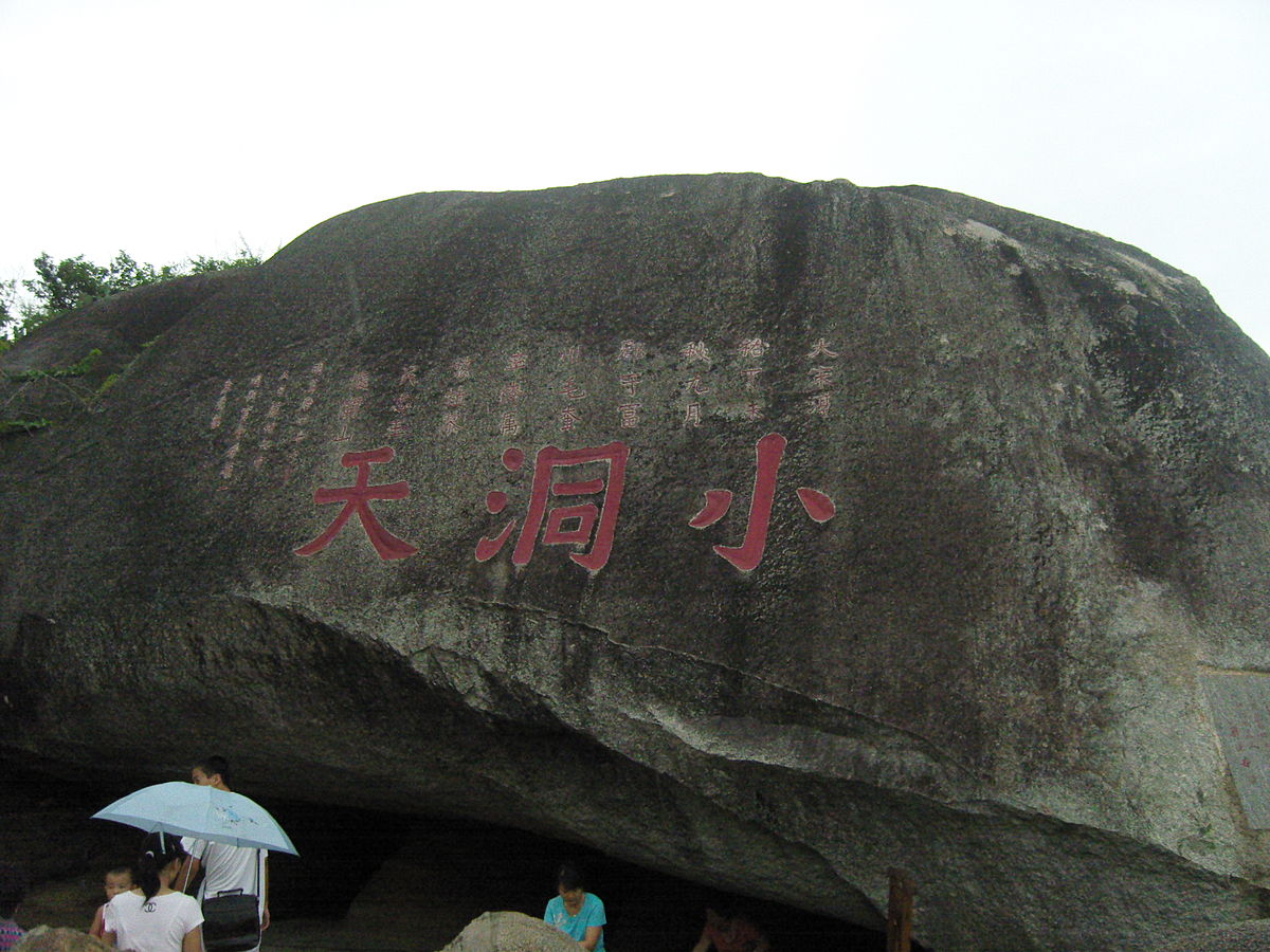 暑期去三亚旅游，都有哪些必玩景点？5