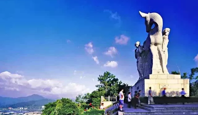 三亚亚龙湾酒店有哪些?哪个好呢?3