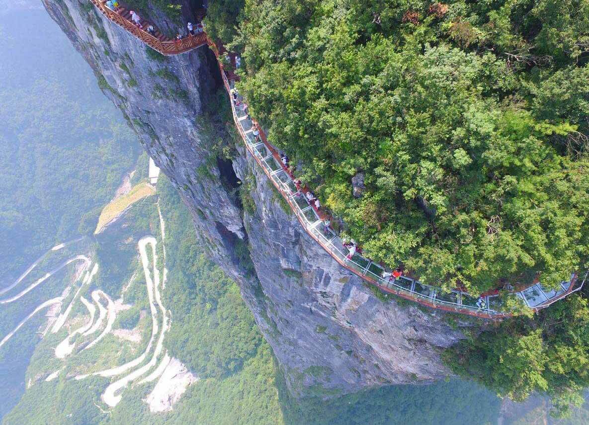 暑期长假临近，何不前往张家界一游呢？6