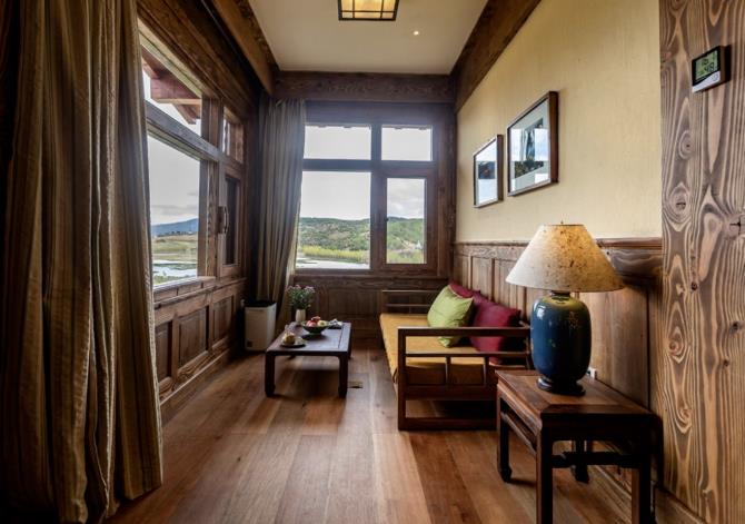 于松赞酒店打卡朝暮晨光，体验最美滇藏7