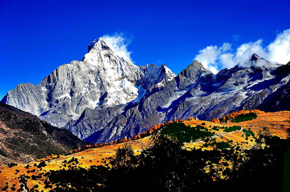 国庆四姑娘山旅游攻略，如何选择交通方式？2