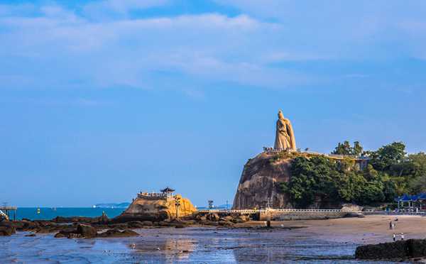 国庆去厦门鼓浪屿旅游大概需要多少钱?5